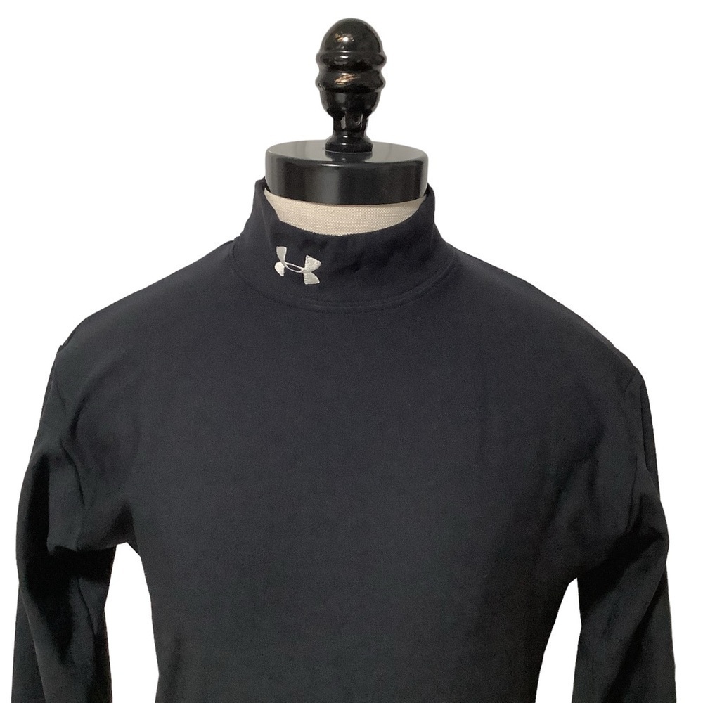 UNDER ARMOR Mock Neck Base Layer - Size S